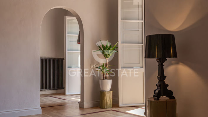 Image No.17-3 Bed Property for sale