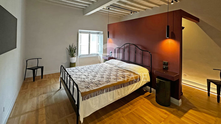 Image No.24-3 Bed Property for sale