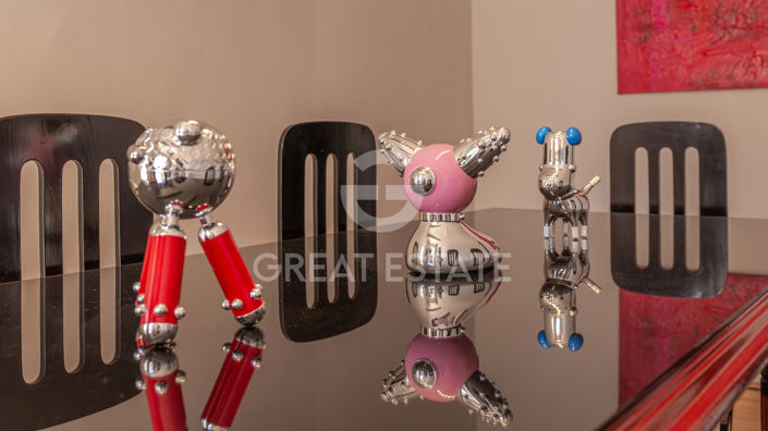 Image No.53-3 Bed Property for sale