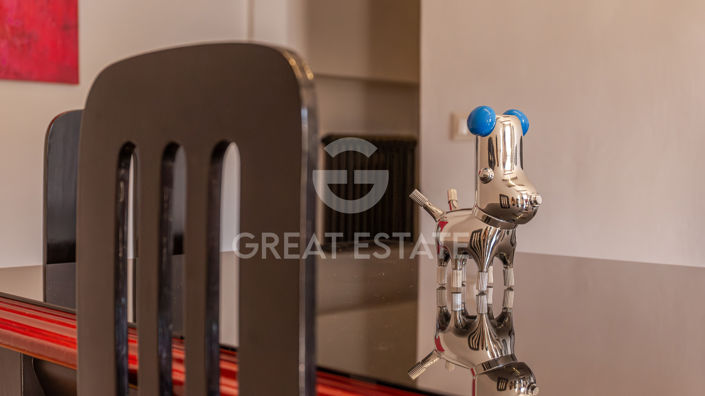 Image No.54-3 Bed Property for sale