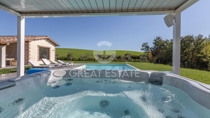 Image No.57-5 Bed Country House for sale