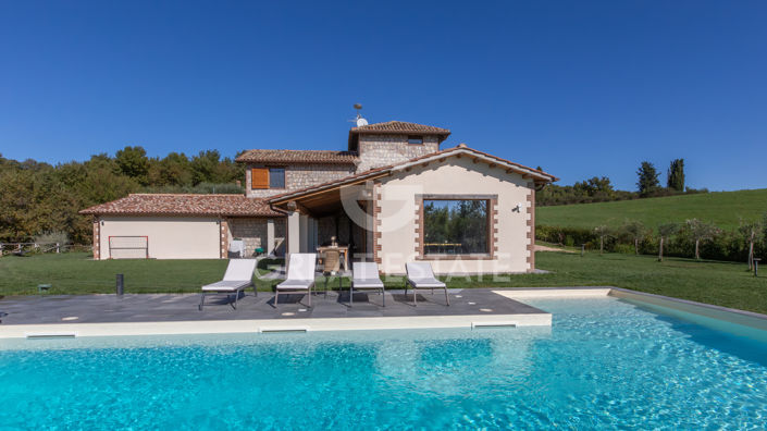 Image No.9-5 Bed Country House for sale