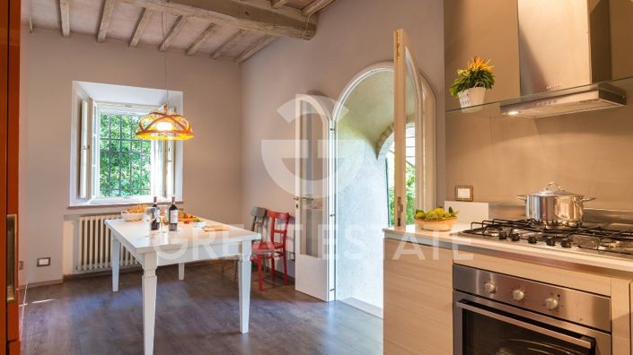 Image No.15-7 Bed Country House for sale