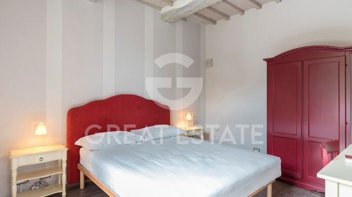 Image No.18-7 Bed Country House for sale