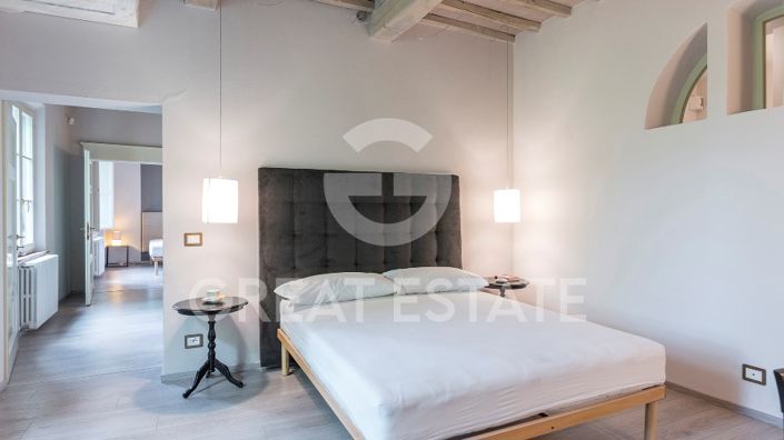 Image No.19-7 Bed Country House for sale