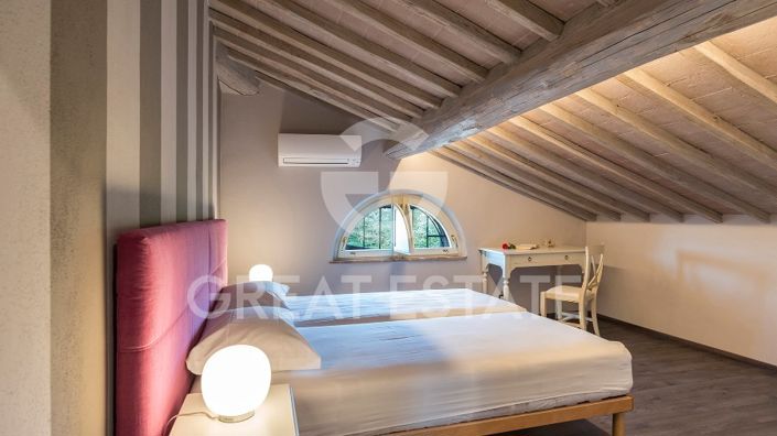 Image No.25-7 Bed Country House for sale