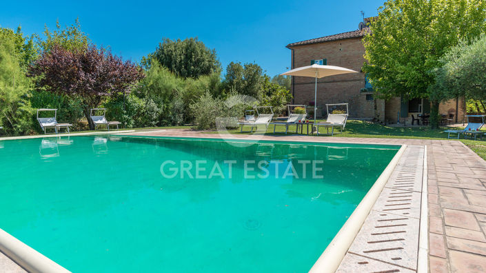 Image No.3-7 Bed Country House for sale