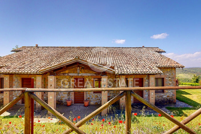 Image No.17-11 Bed Country House for sale