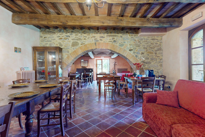 Image No.24-11 Bed Country House for sale