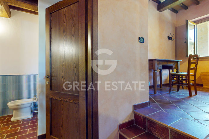 Image No.25-11 Bed Country House for sale