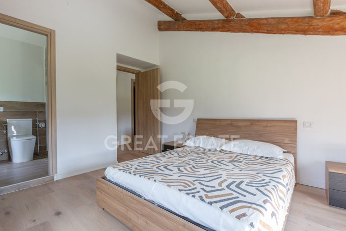 Image No.25-9 Bed Country House for sale