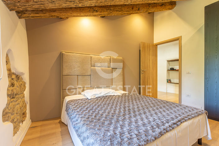 Image No.28-9 Bed Country House for sale