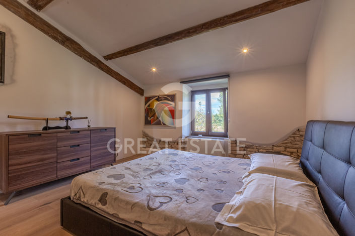 Image No.30-9 Bed Country House for sale