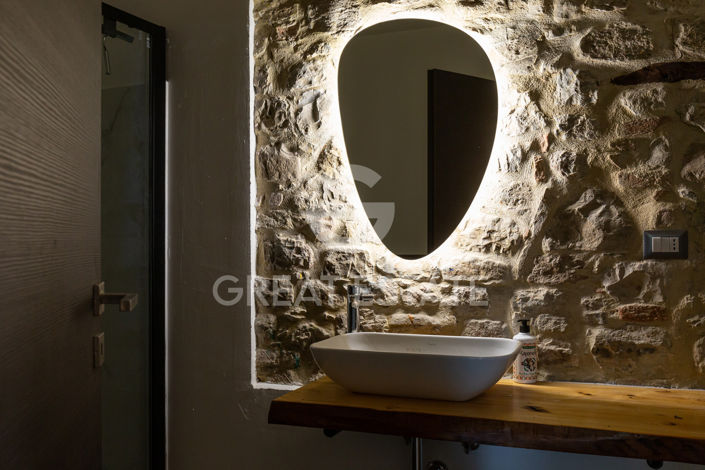 Image No.45-9 Bed Country House for sale