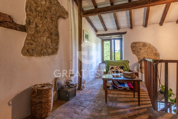 Image No.48-9 Bed Country House for sale