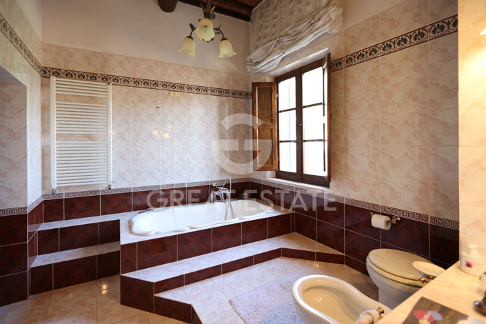 Image No.25-Villa de 16 chambres à vendre à Sinalunga