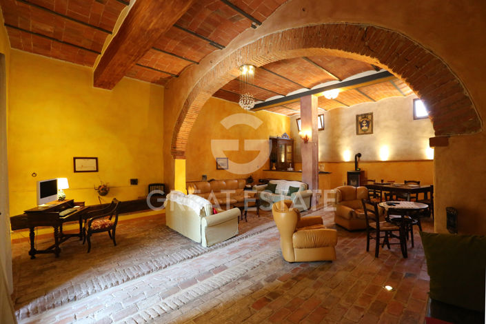 Image No.35-Villa de 16 chambres à vendre à Sinalunga