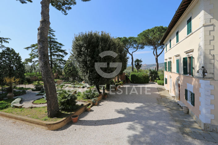 Image No.9-Villa de 16 chambres à vendre à Sinalunga