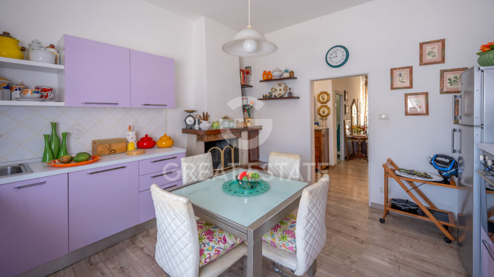 Image No.18-2 Bed Villa for sale