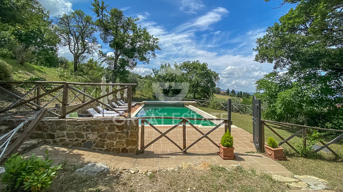 Image No.10-4 Bed Country House for sale