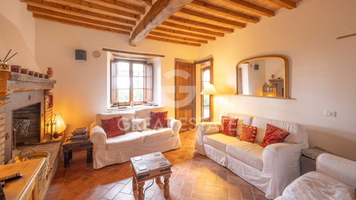 Image No.12-4 Bed Country House for sale