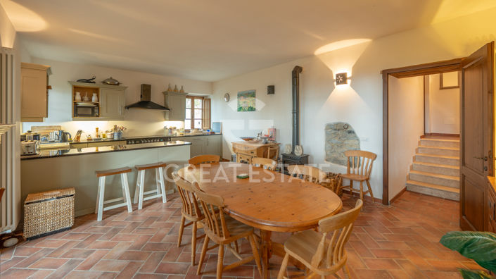 Image No.19-4 Bed Country House for sale