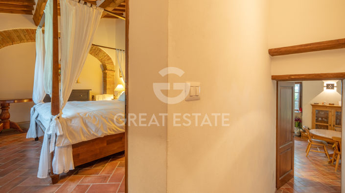 Image No.21-4 Bed Country House for sale