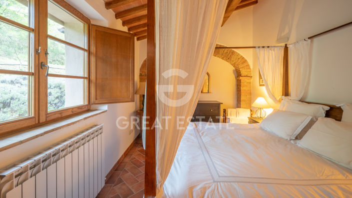 Image No.24-4 Bed Country House for sale