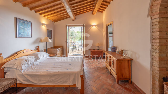 Image No.27-4 Bed Country House for sale