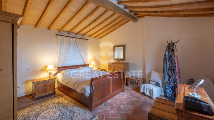 Image No.30-4 Bed Country House for sale