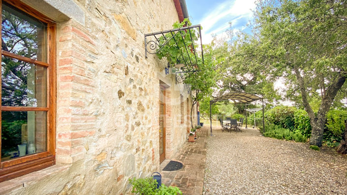 Image No.8-4 Bed Country House for sale