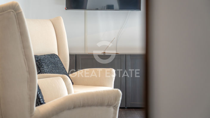 Image No.15-2 Bed Property for sale