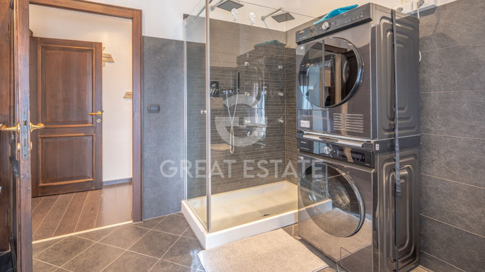 Image No.21-2 Bed Property for sale