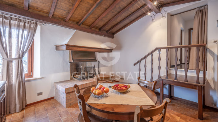 Image No.26-2 Bed Property for sale