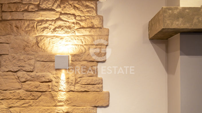 Image No.31-2 Bed Property for sale