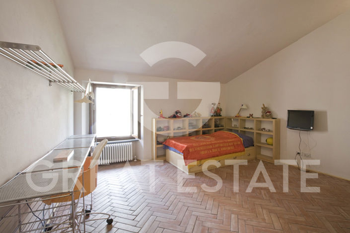 Image No.13-2 Bed Property for sale