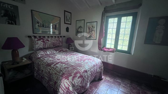 Image No.20-4 Bed Country House for sale