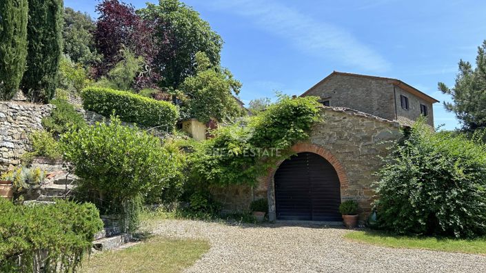 Image No.11-5 Bed Country House for sale