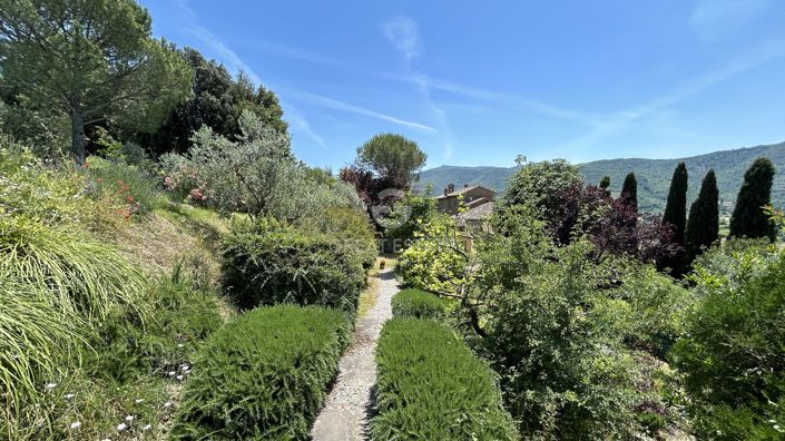 Image No.13-5 Bed Country House for sale