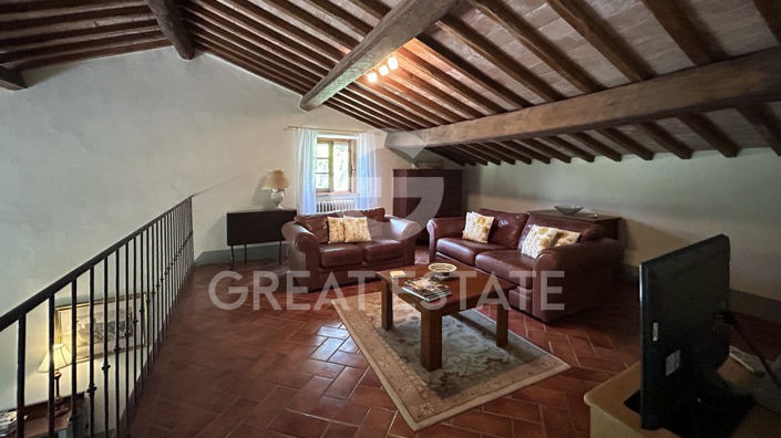 Image No.23-5 Bed Country House for sale