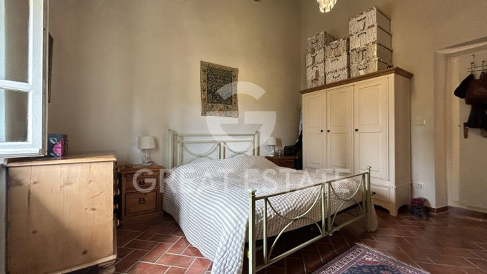 Image No.25-5 Bed Country House for sale