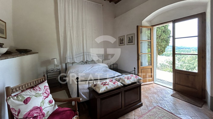 Image No.27-5 Bed Country House for sale