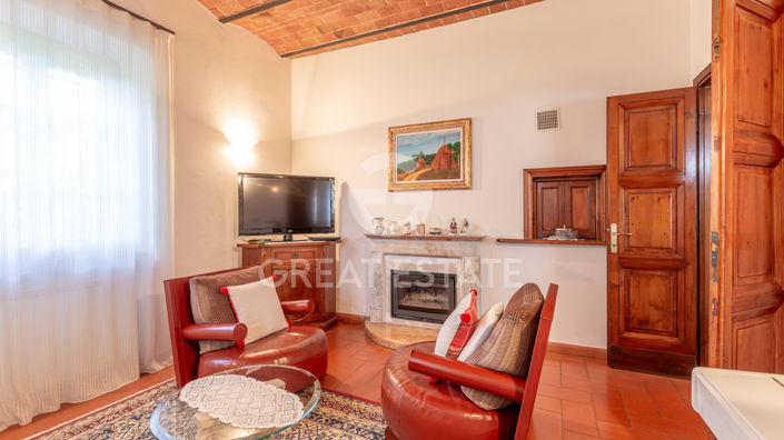 Image No.14-6 Bed Country House for sale