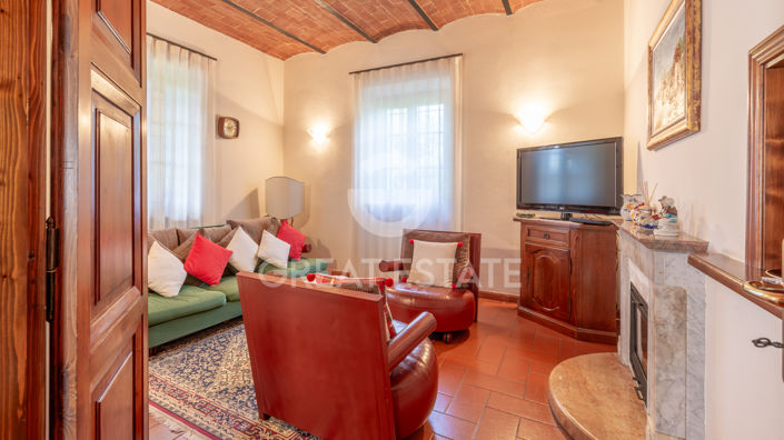 Image No.15-6 Bed Country House for sale