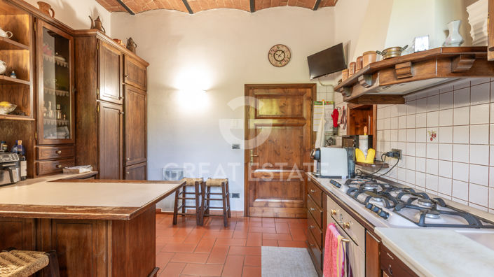 Image No.19-6 Bed Country House for sale