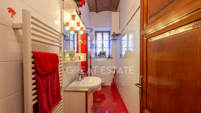 Image No.20-6 Bed Country House for sale