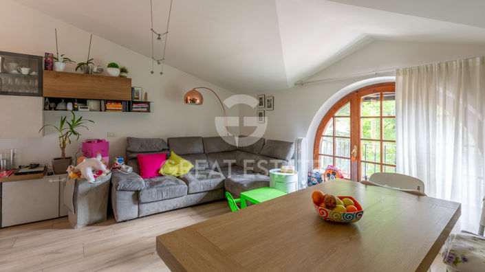 Image No.38-6 Bed Country House for sale