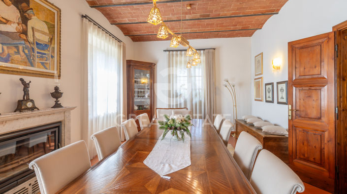 Image No.5-6 Bed Country House for sale