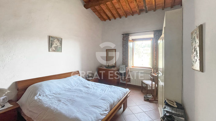 Image No.19-4 Bed Country House for sale