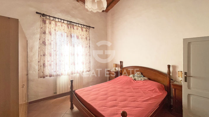 Image No.20-4 Bed Country House for sale